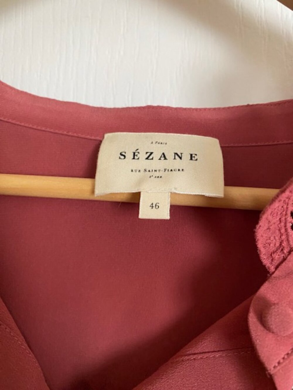 Sézane Chlo Shirt in Rosewood 100% Silk - Size 14 - Picture 3 of 4